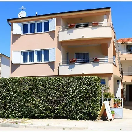 Rogoznica 1089a Daire